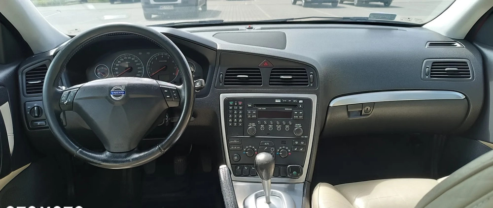 Volvo S60 cena 36000 przebieg: 253000, rok produkcji 2006 z Wołomin małe 254